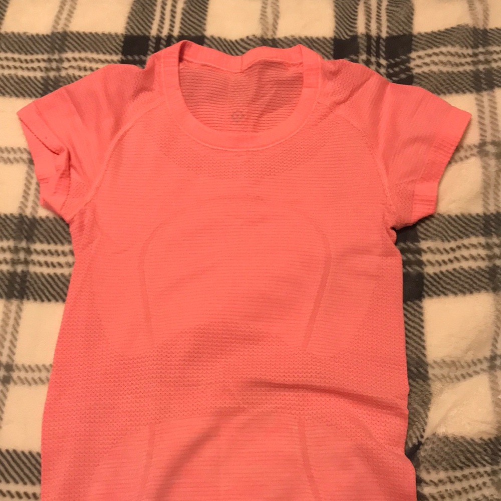 lululemon swiftly tech athletic shirt sleeve tee